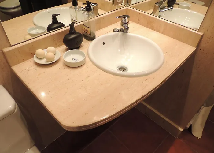 En Comillas_rovacias *